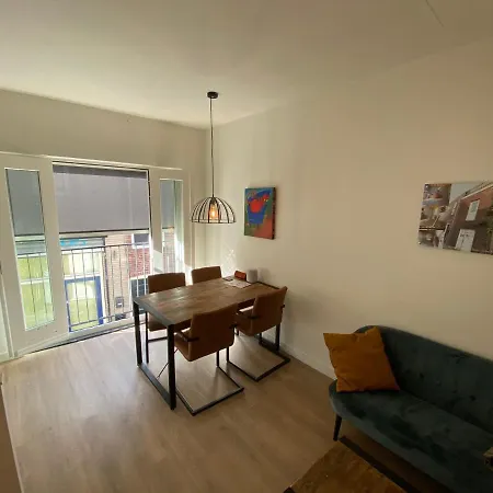 Stylish House In The Heart Of Center Appartement Bréda