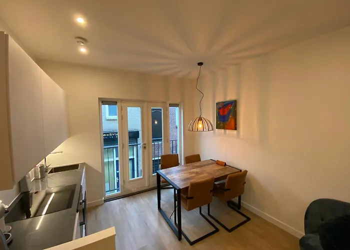 Appartement Stylish House In The Heart Of Center Bréda