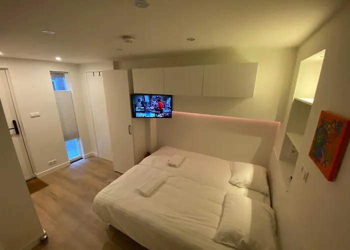 Appartement Stylish House In The Heart Of Center Bréda